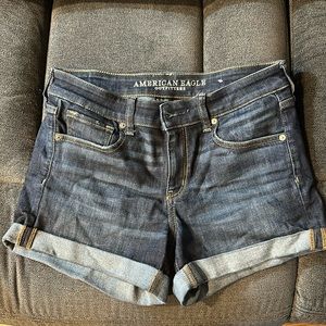 American Eagle Midi dark denim stretchy jean shorts with rolled cuff size 10